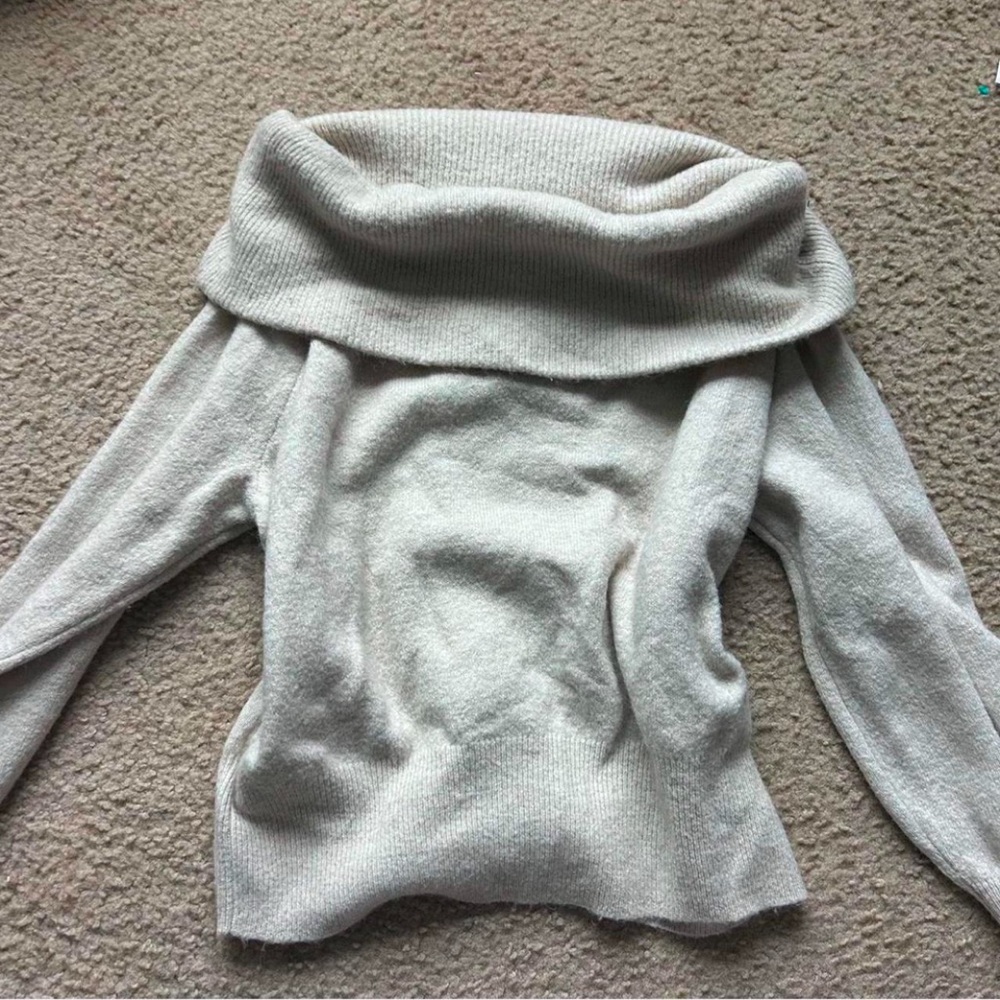 H&M cream colored off the shoulder sweater